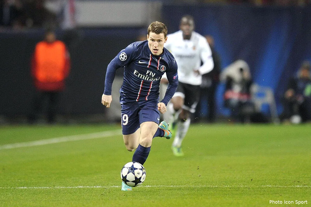 gameiro etait fou d etre sur le banc face a valence iconsport noe 060313 05 5452067
