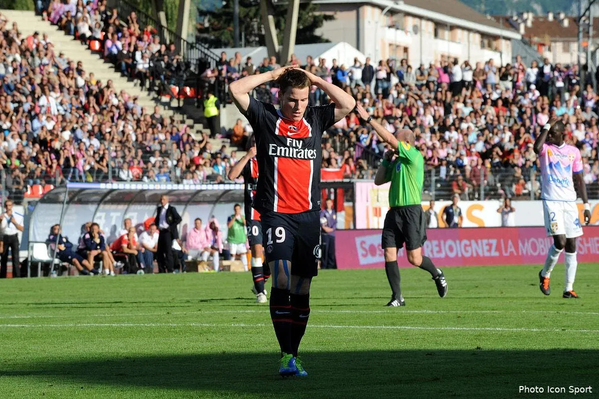 gameiro passe apres l equipe au psg iconsport t 180911 101 46 125102