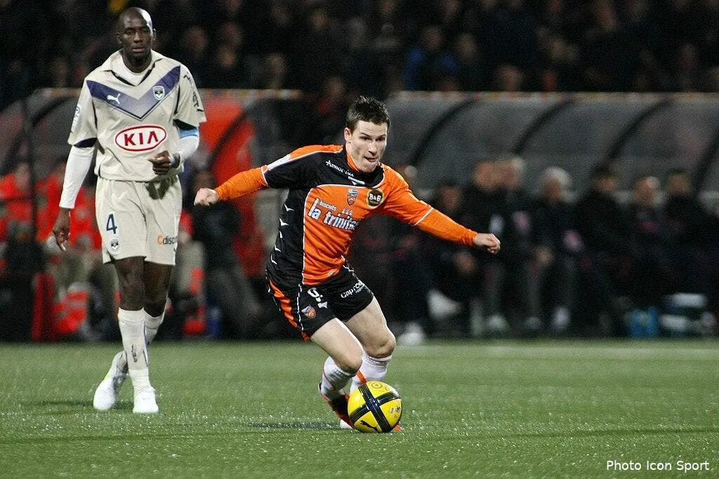 gameiro rigole encore de la defense bordelaise 67444 15726