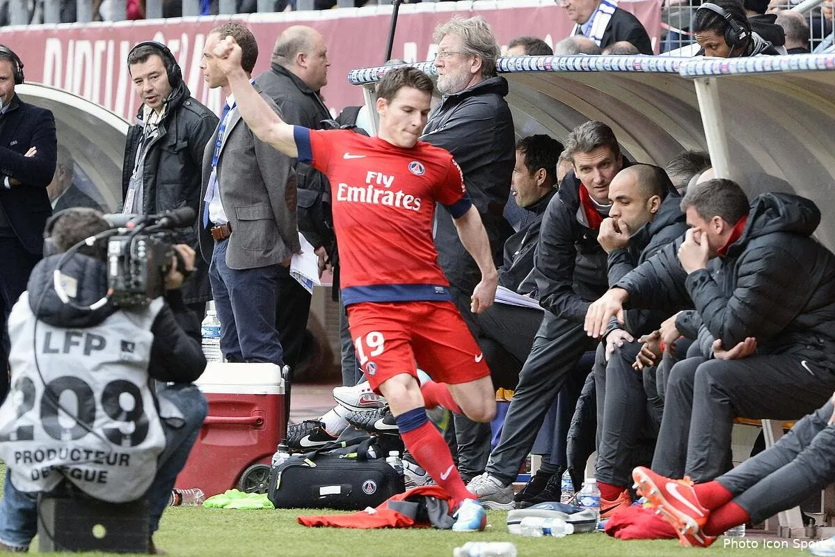 garde plaisante sur gameiro mais ne dit pas non pour l ol iconsport por 130413 11 8355605