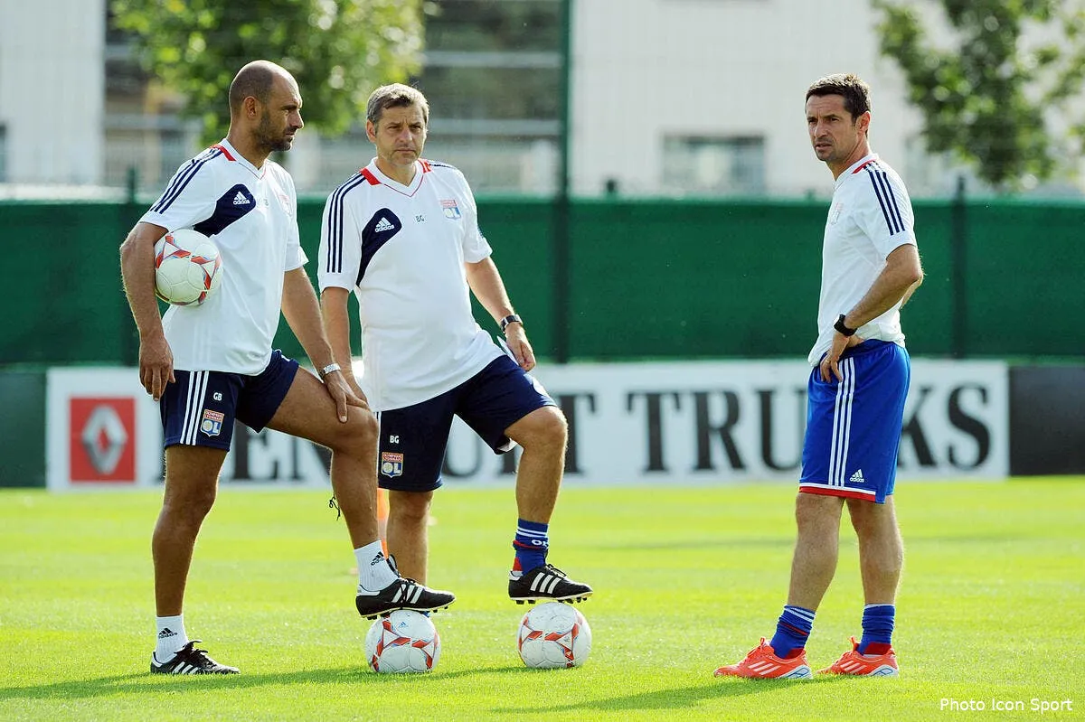 garde va t il taper dans le staff de l ol pour sauver aston villa iconsport tho 200812 147 28123969