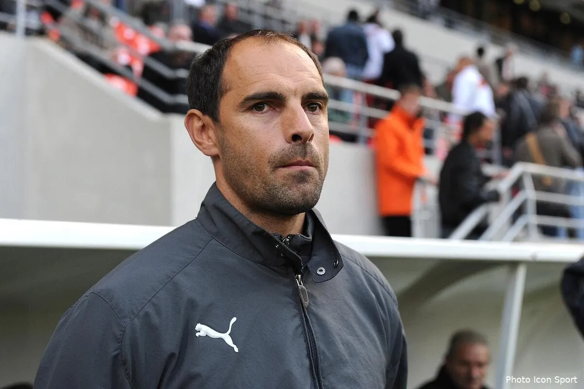 gerald baticle rejoint l ol comme educateur iconsport oap 210409 36 9120170