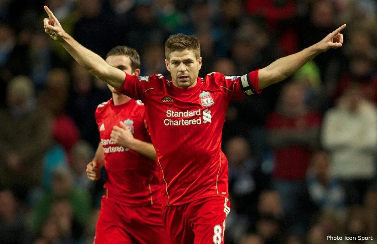 gerrard prolonge et veut terminer sa carriere a liverpool iconsport new 110112 01 0129775