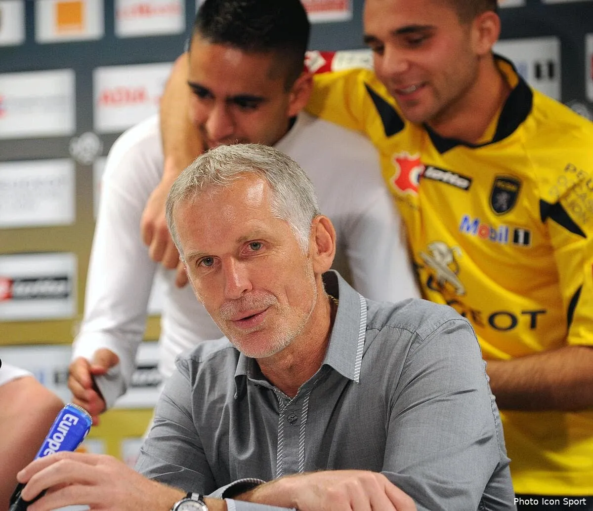 gillot ne veut pas vitre une tigana a l envers contre sochaux iconsport gau210511 01 7328712