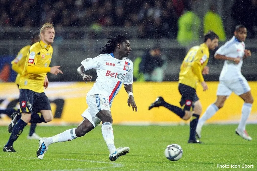 gomis veut redevenir decisif avec l ol et les bleus 62483 11812
