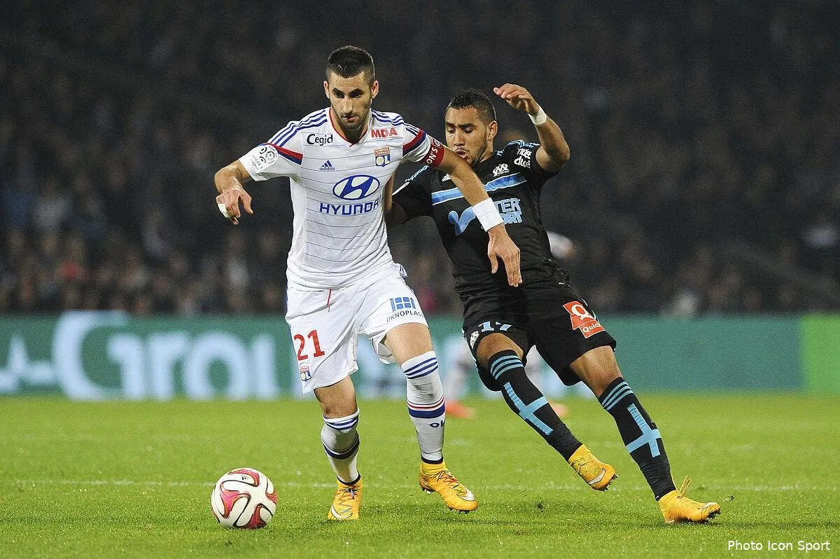 gonalons a adore l arbitre d ol om iconsport jpt 261014 09 9695477