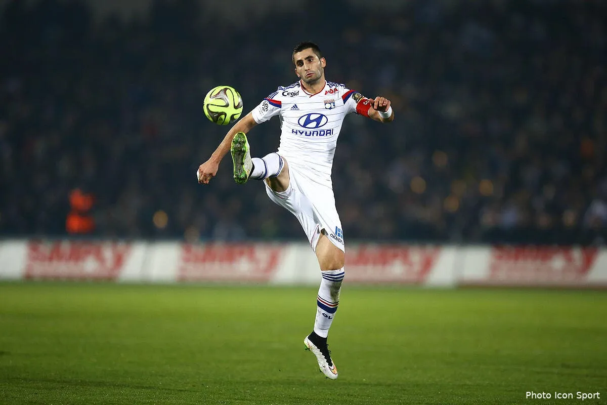 gonalons a une formidable raison d etre heureux pour l ol iconsport blo 211214 02 0499859