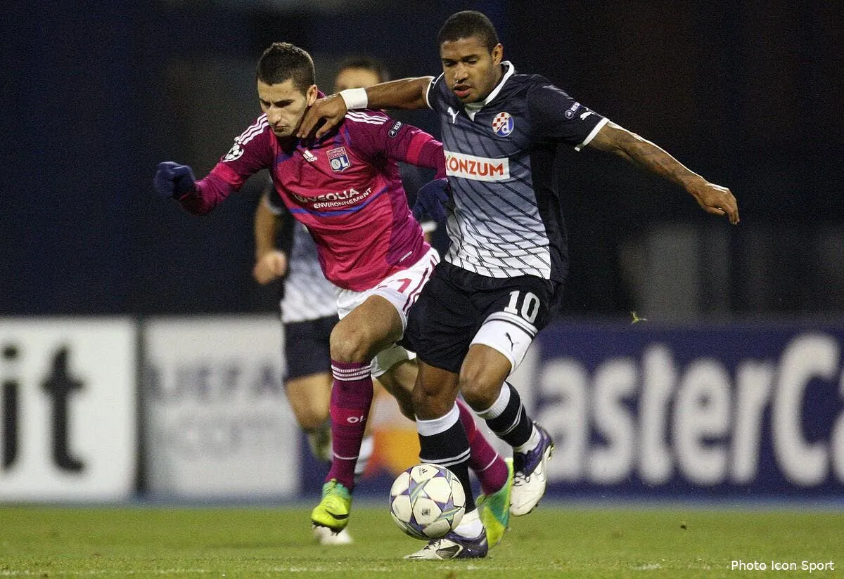 gonalons fait rever la juventus qui passe a l action iconsport pic 071211 01 0228440