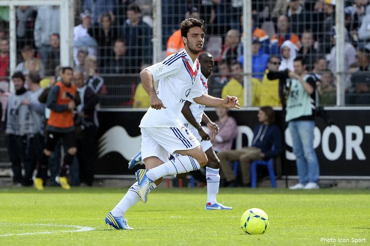 gonalons ne voit pas grenier quitter l ol au mercato iconsport por 190513 05 4157611
