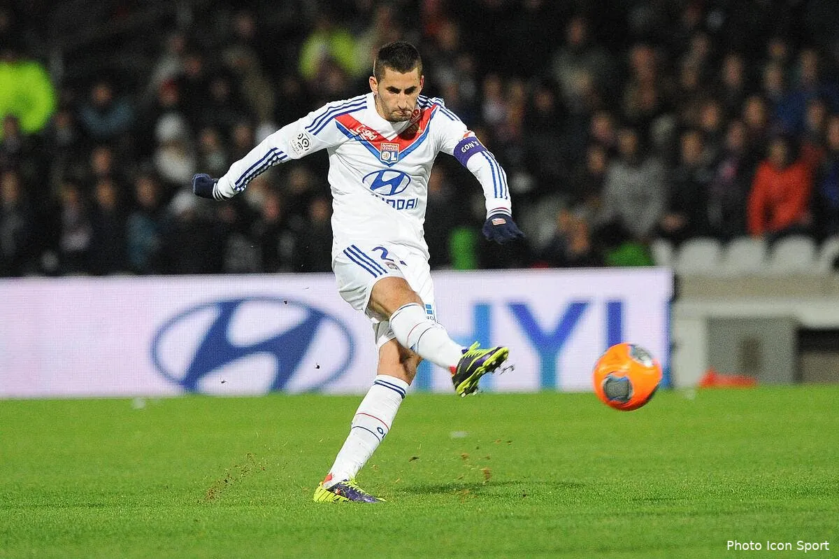 gonalons pas decide a quitter l ol au mercato d hiver iconsport jpt 231113 08 4172931