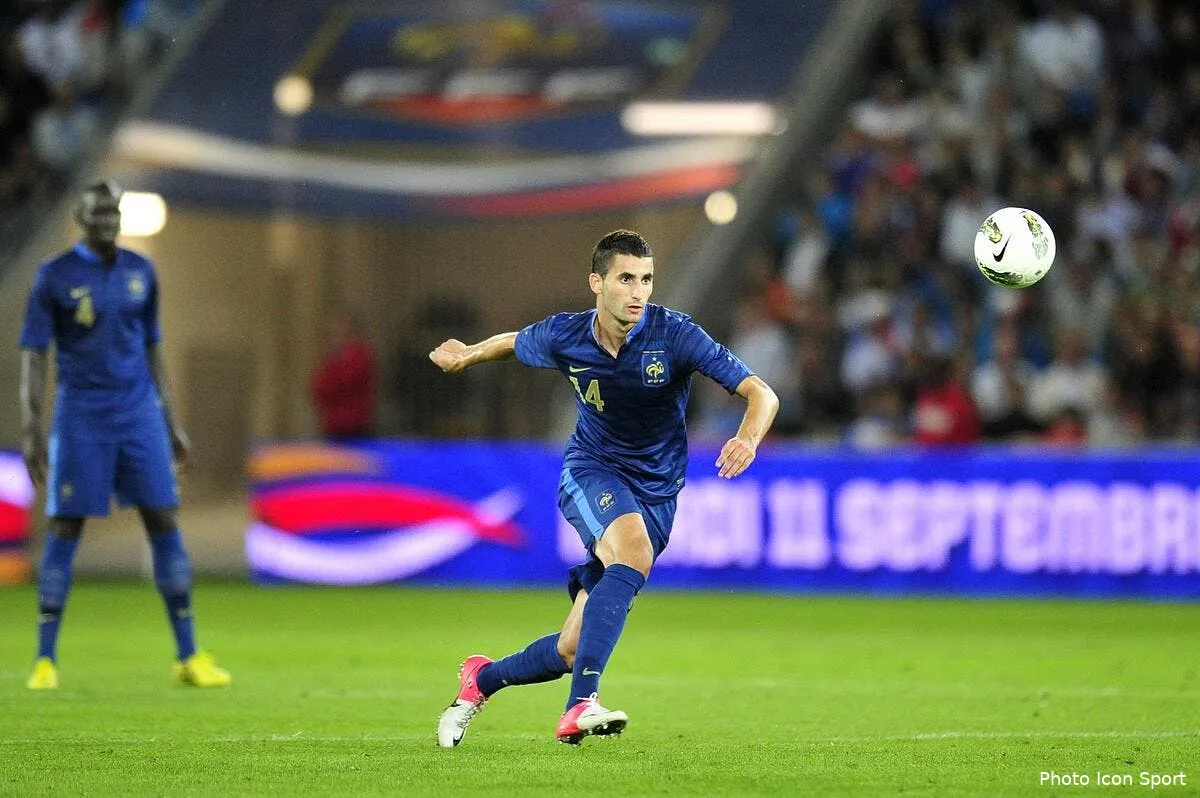 gonalons s avoue deja vaincu dans la bataille du milieu avec l espagne iconsport noe 150812 08 3140936