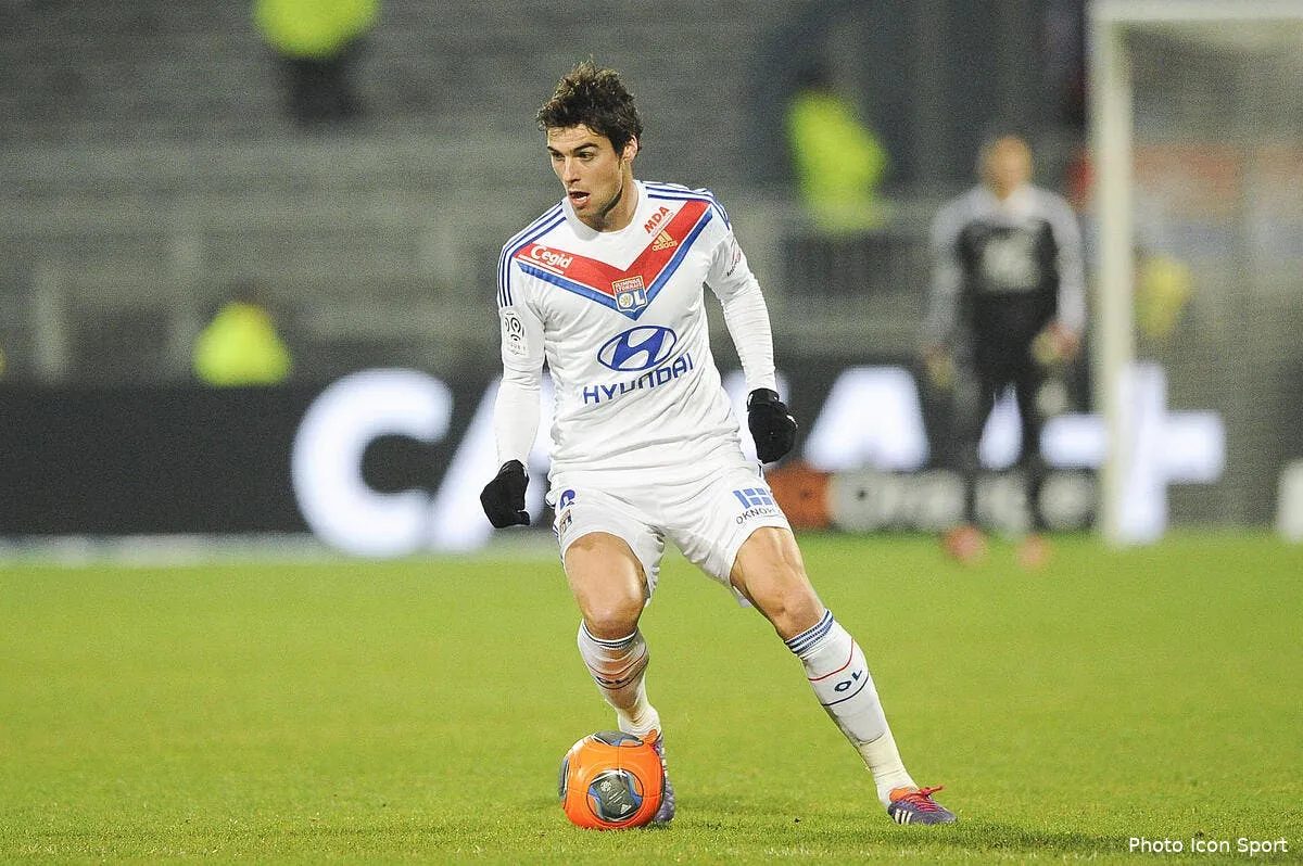 gourcuff envoie bouler l ol sur une prolongation iconsport jpt 051213 38 7672431