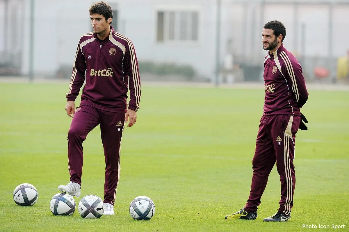 gourcuff et lisandro retour possible pour la derniere a gerland iconsport jpt 151010 101 4919373