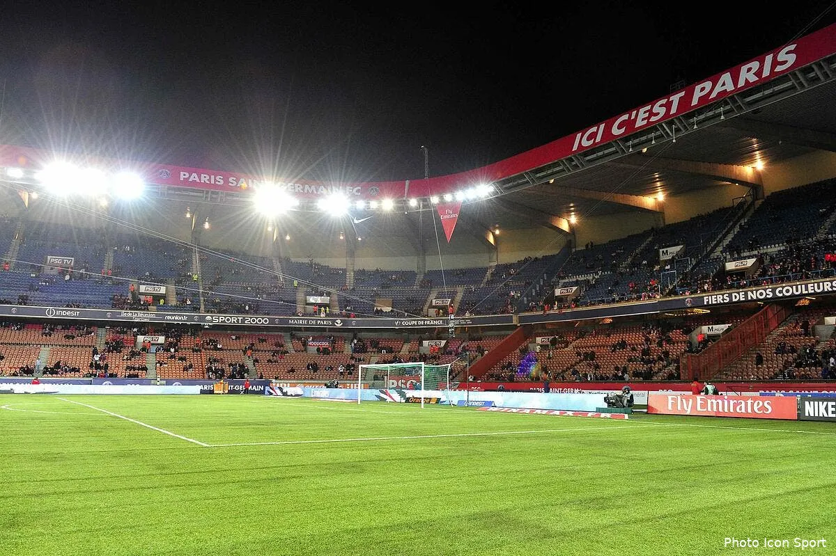 grand flou autour de la renovation du parc des princes iconsport noe 190212 68 8334821
