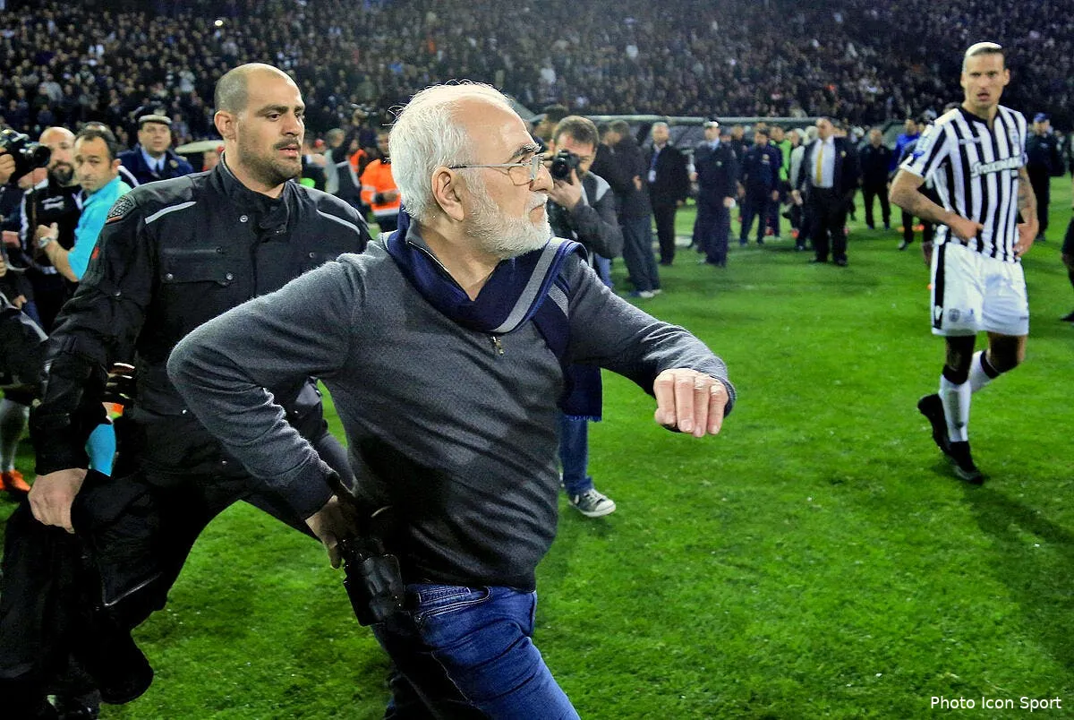 grece un president arme sur le terrain les sanctions sont tombees iconsport icon fir 110318 45 03214181