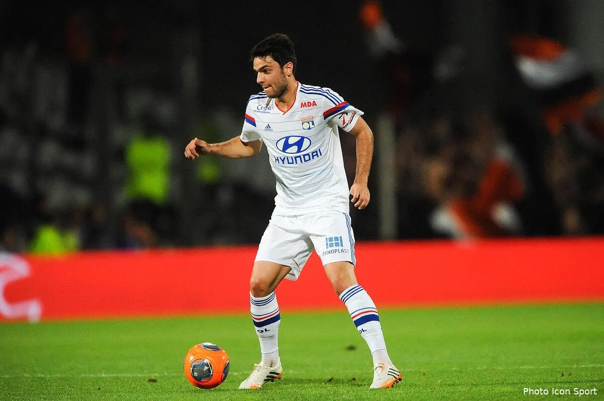 grenier a un gros doute sur son avenir a l ol iconsport jpt 100514 08 5484139