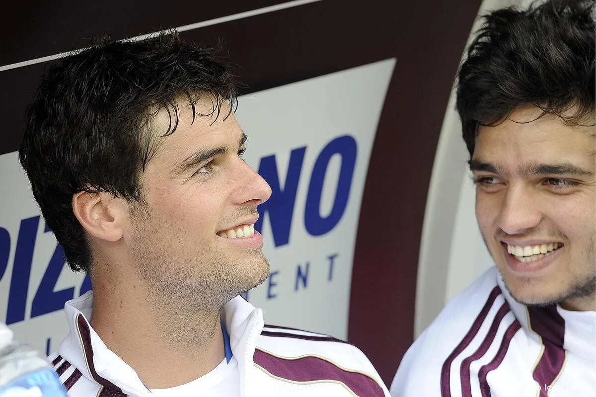 grenier apprend beaucoup de gourcuff a l ol iconsport aim 030411 003 4526137