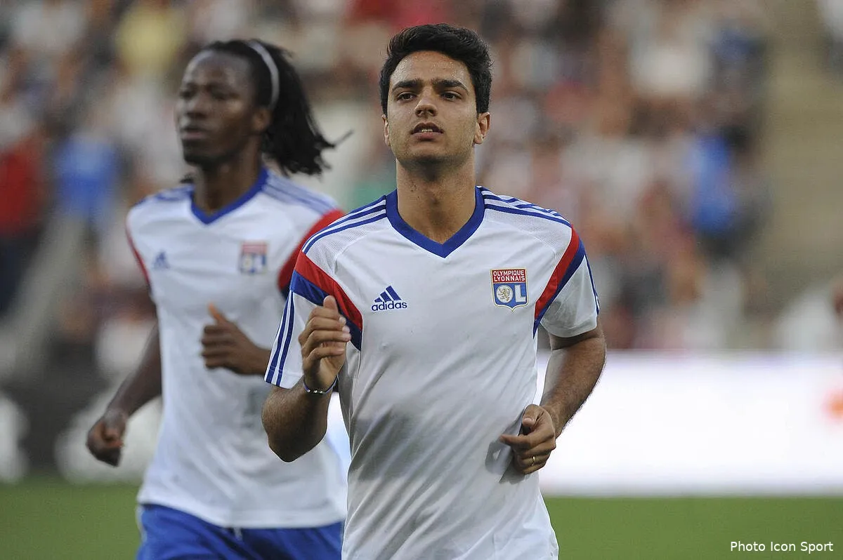 grenier le mort vivant de l ol est mort de faim iconsport jpt 210814 07 21108967