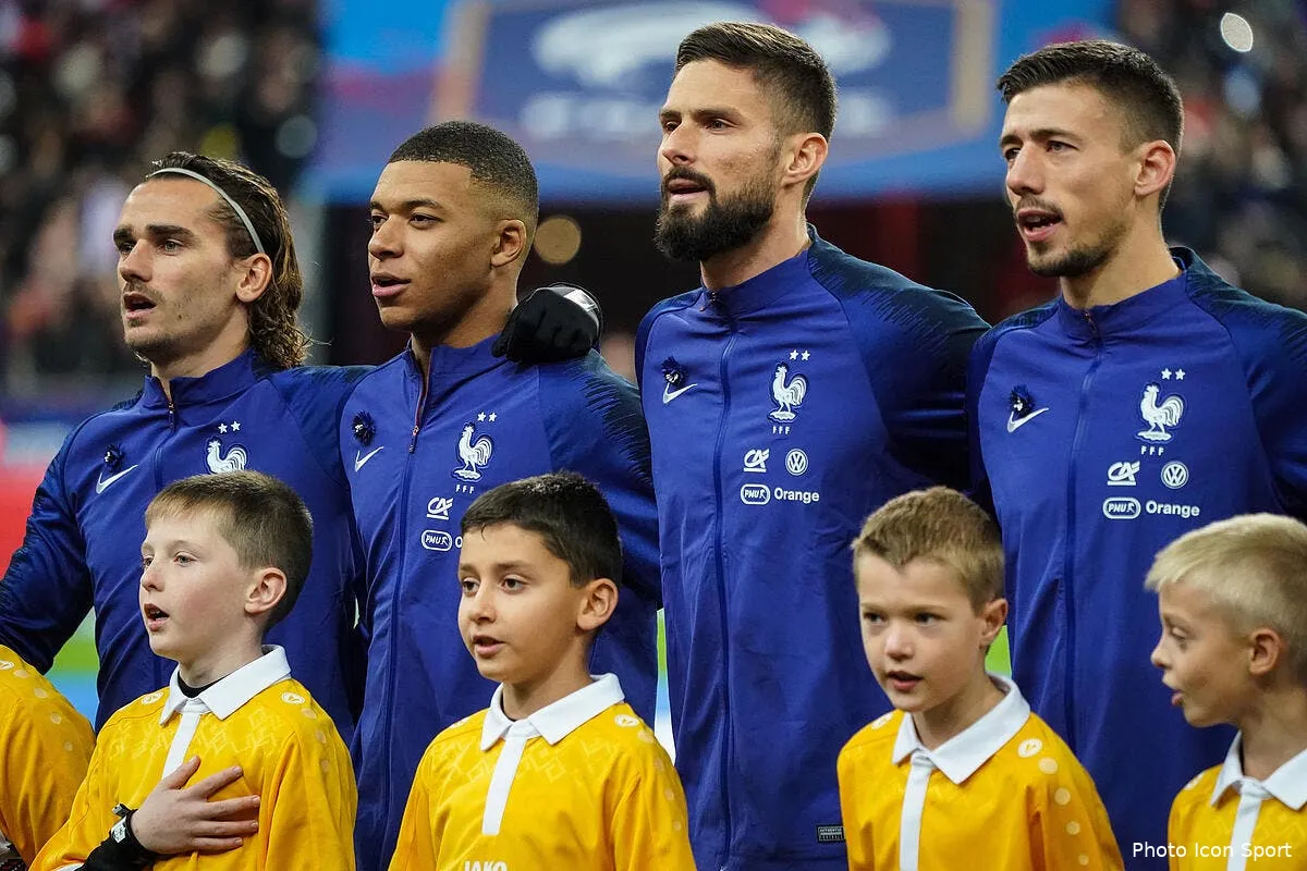 griezmann mbappe l engueulade musclee de deschamps icon 191114p104450270153