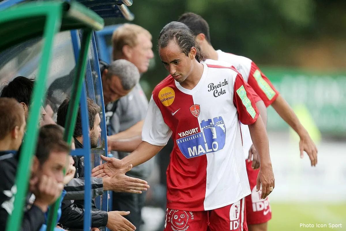 grougi prolonge de deux ans a brest iconsport vmi 160711 01 0822248