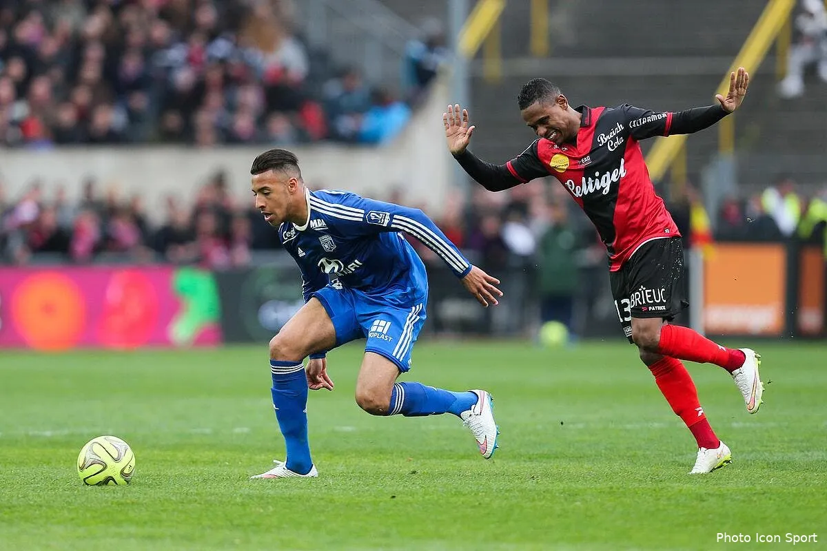 guingamp a evite une valise face un tres bon ol iconsport vmi 040415 02 03108149
