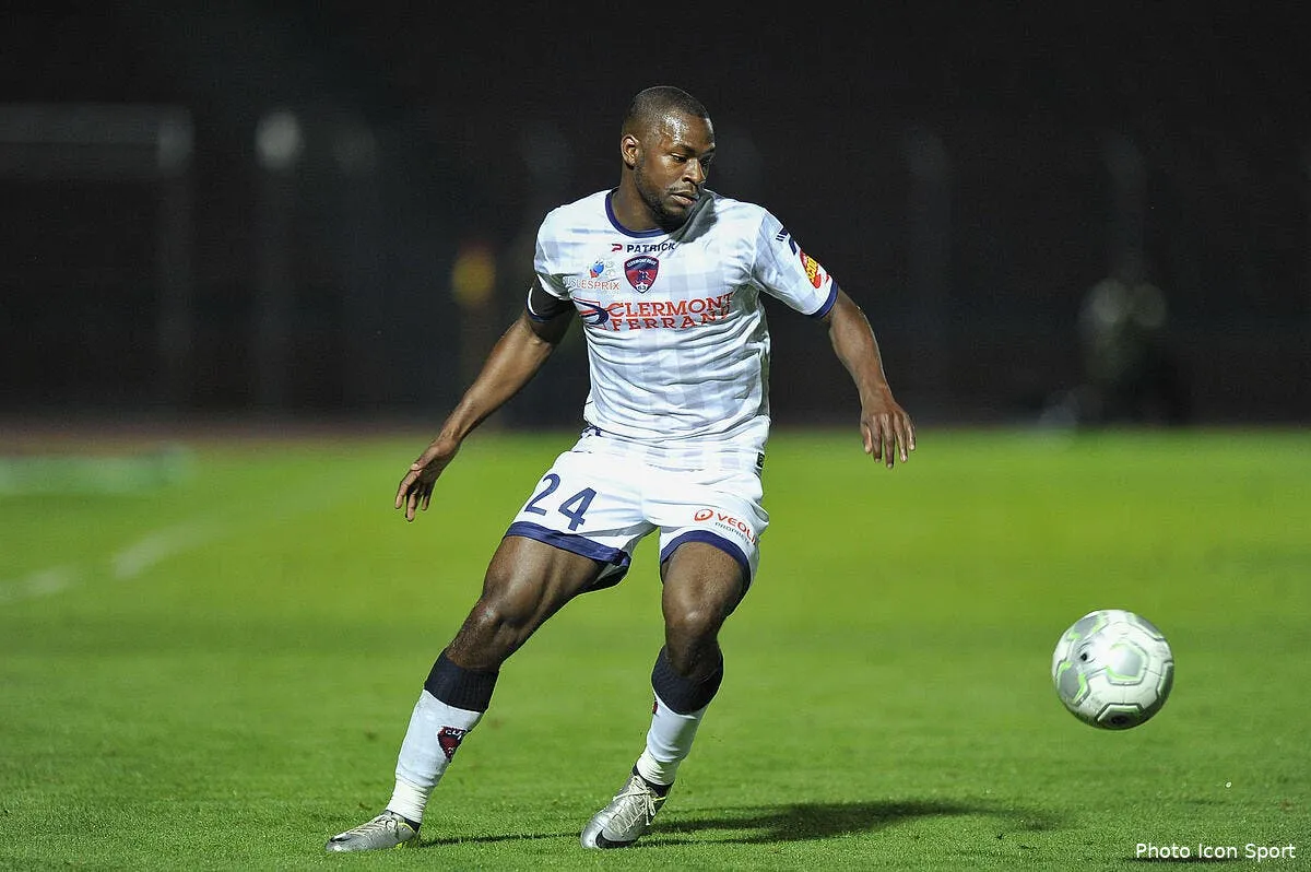 guingamp annonce une premiere recrue iconsport meu 190914 08 65100543