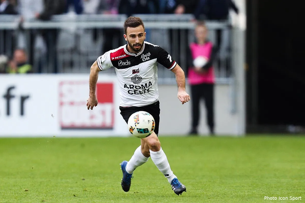 guingamp benezet gentiment pousse vers la sortie iconsport blo 190217 93 56184579