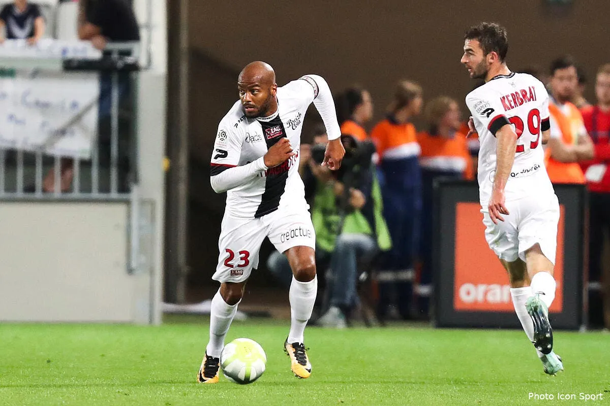 guingamp jimmy briand fait son mea culpa apres bordeaux iconsport icon blo 230917 08 02194491