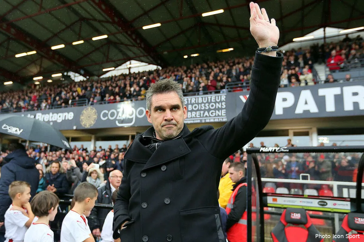 guingamp n oublie pas son druide gourvennec et le prouve iconsport vmi 201116 05 01161532