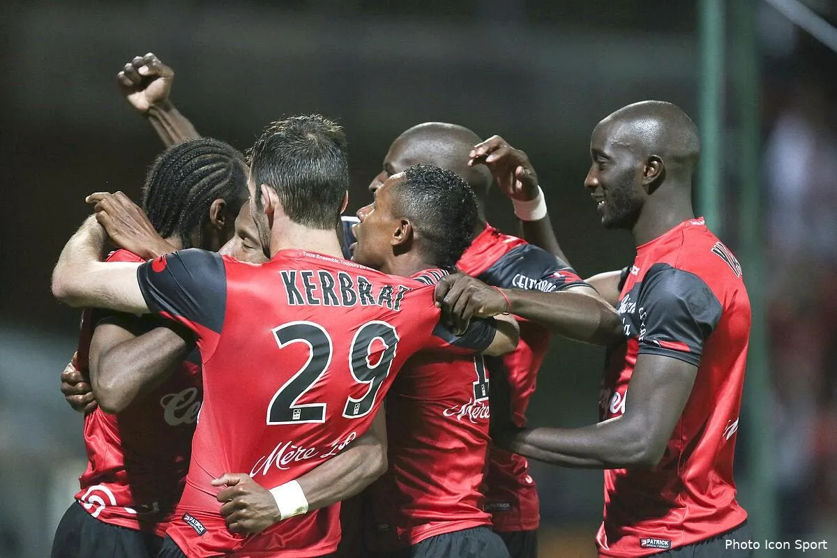 guingamp taxe trois points a ajaccio iconsport vmi 051013 05 6468491