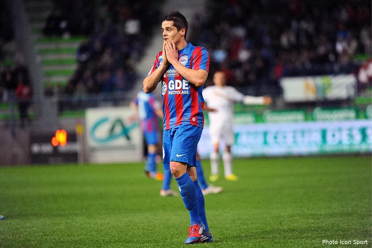 hamouma a l asse c est chaud mais ca coince encore iconsport win 130512 77 4437000