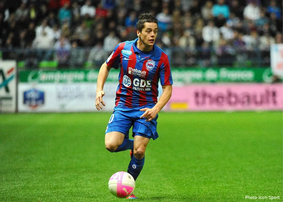 hamouma va signer a l asse iconsport win 130512 77 4837500