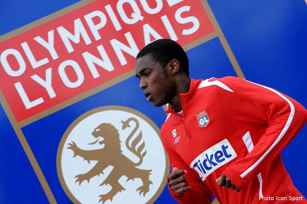 hartock s engage a brest un gardien lyonnais a l essai a nice 69166 1718923200