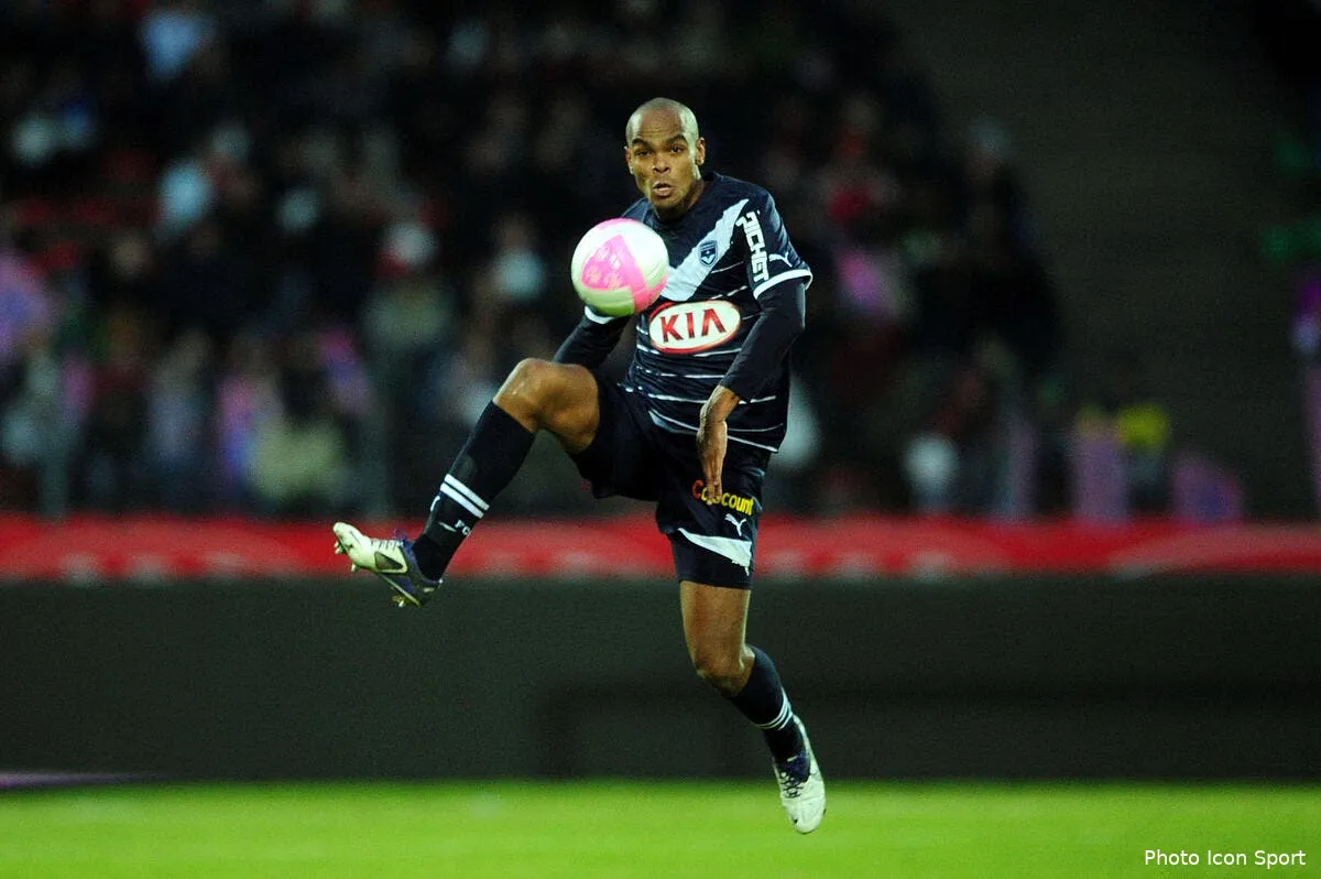 henrique veut discuter de son contrat avec bordeaux iconsport jpt 290112 71 2432736