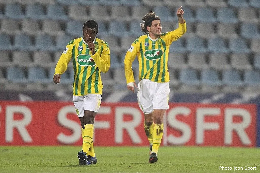 hillion revient par la grande porte a nantes 67232 15549