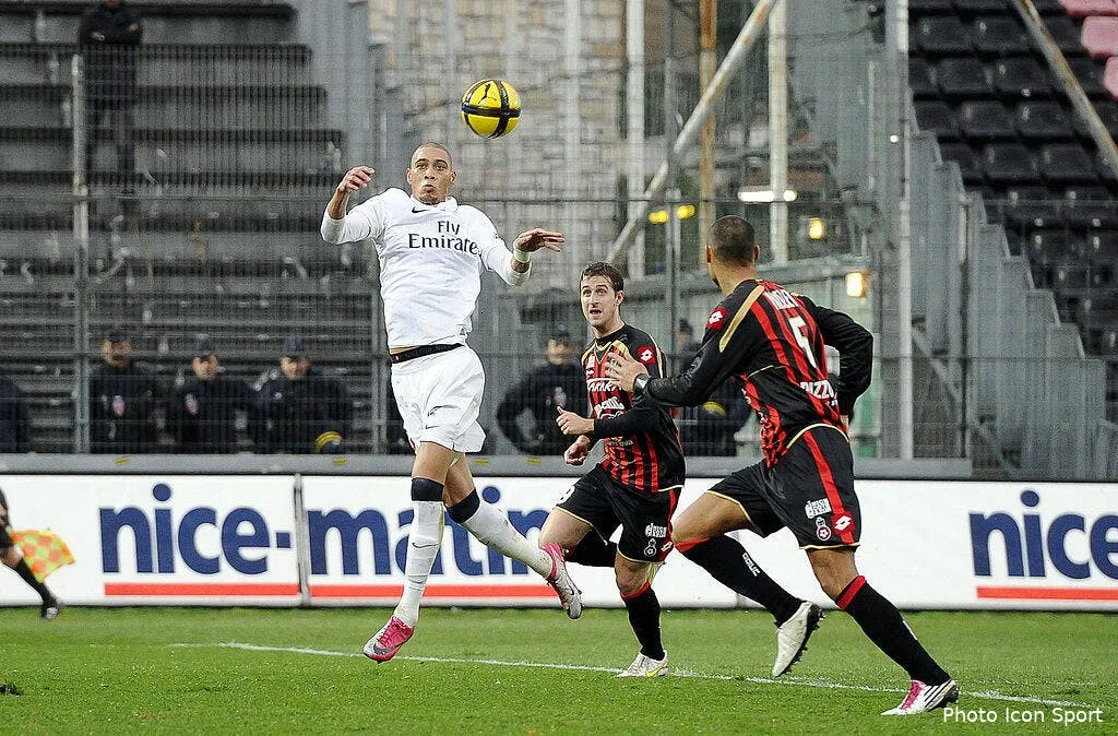 hoarau joueur du mois au psg 68051 16240