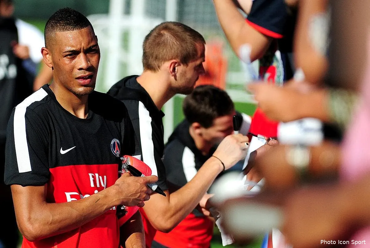 hoarau laissera le numero 9 du psg a ibrahimovic a une condition iconsport meg 210712 06 1037671