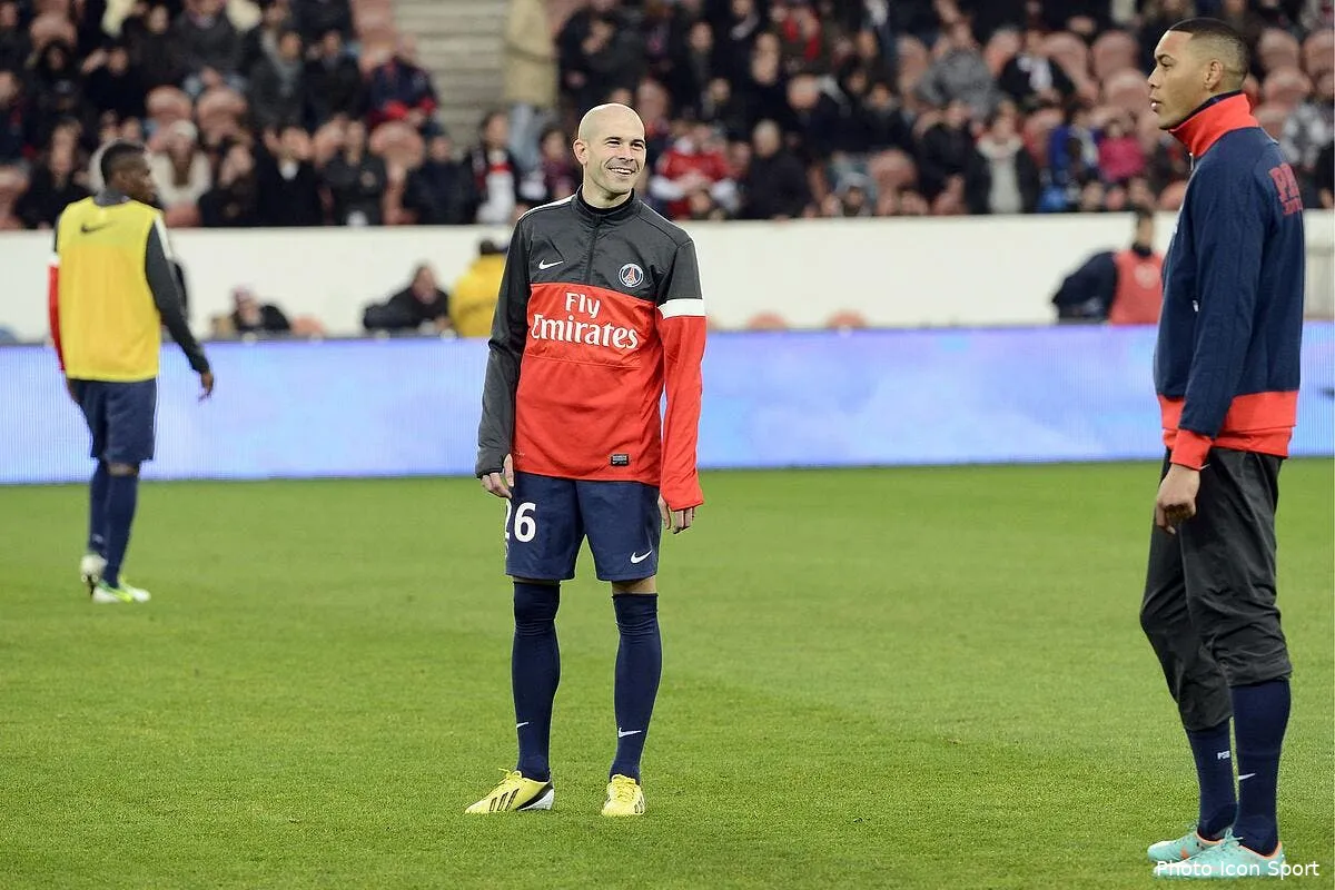 hoarau qui s en va et c est tout le psg qui pleure selon jallet iconsport por 241112 08 1847243