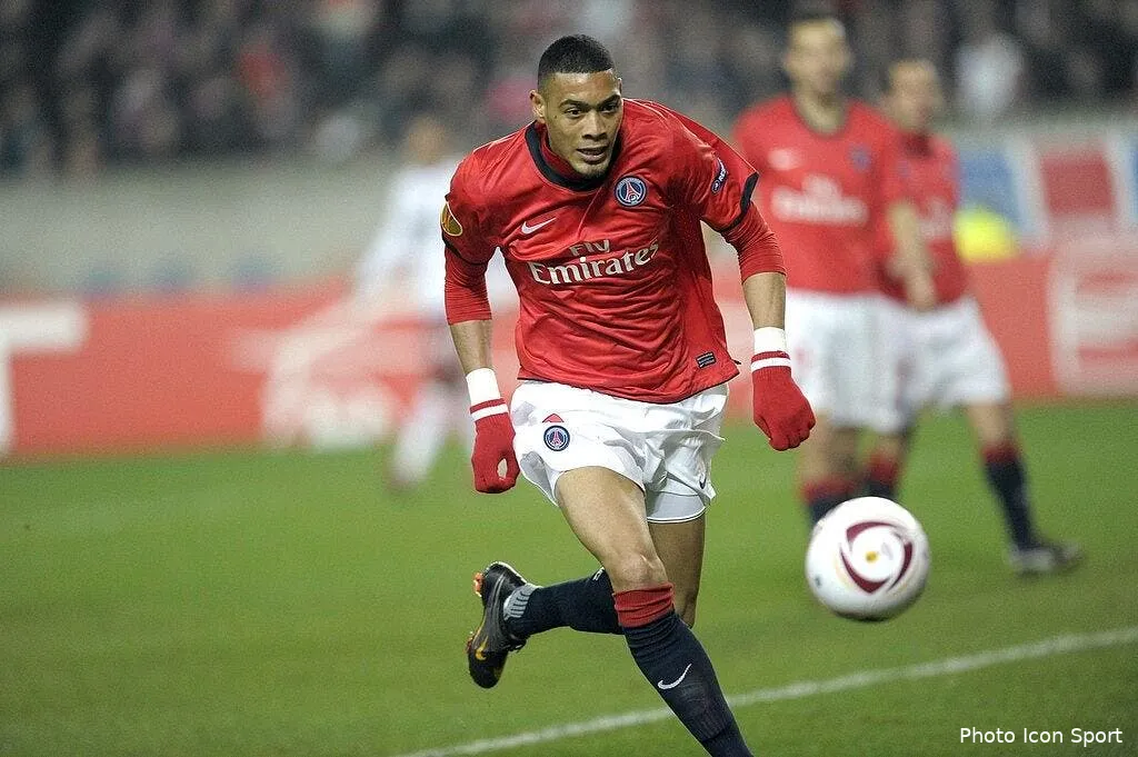 hoarau trop tendre pour etre buteur 69400 17399