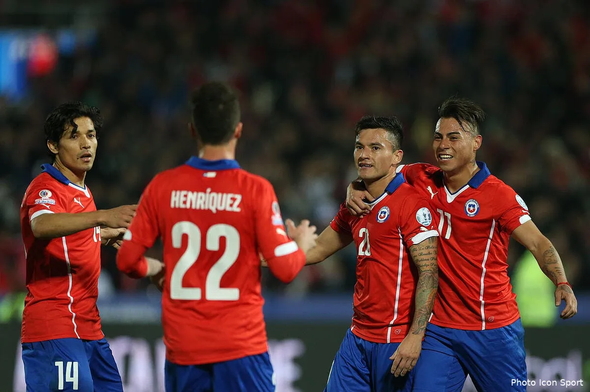 houleuse qualification du chili face a l uruguay iconsport pho 220615 08 12114501