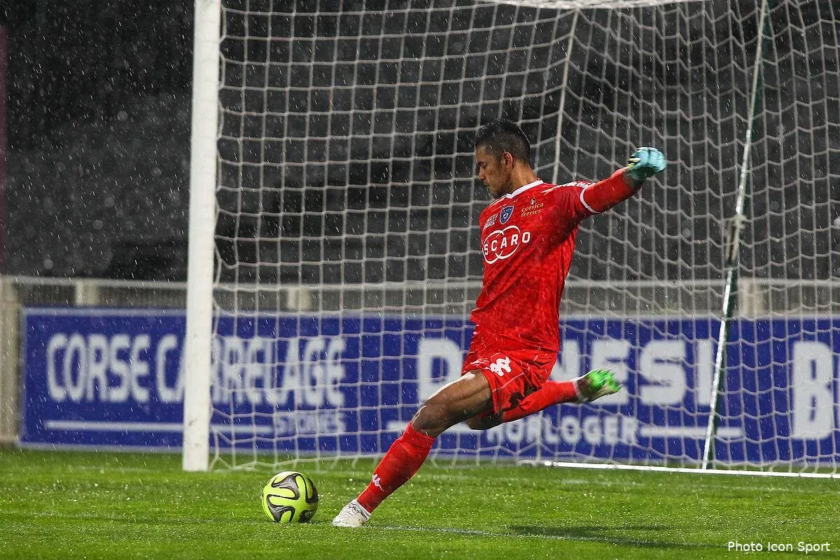 i ll be back c est areola au psg iconsport del 210315 08 04114165