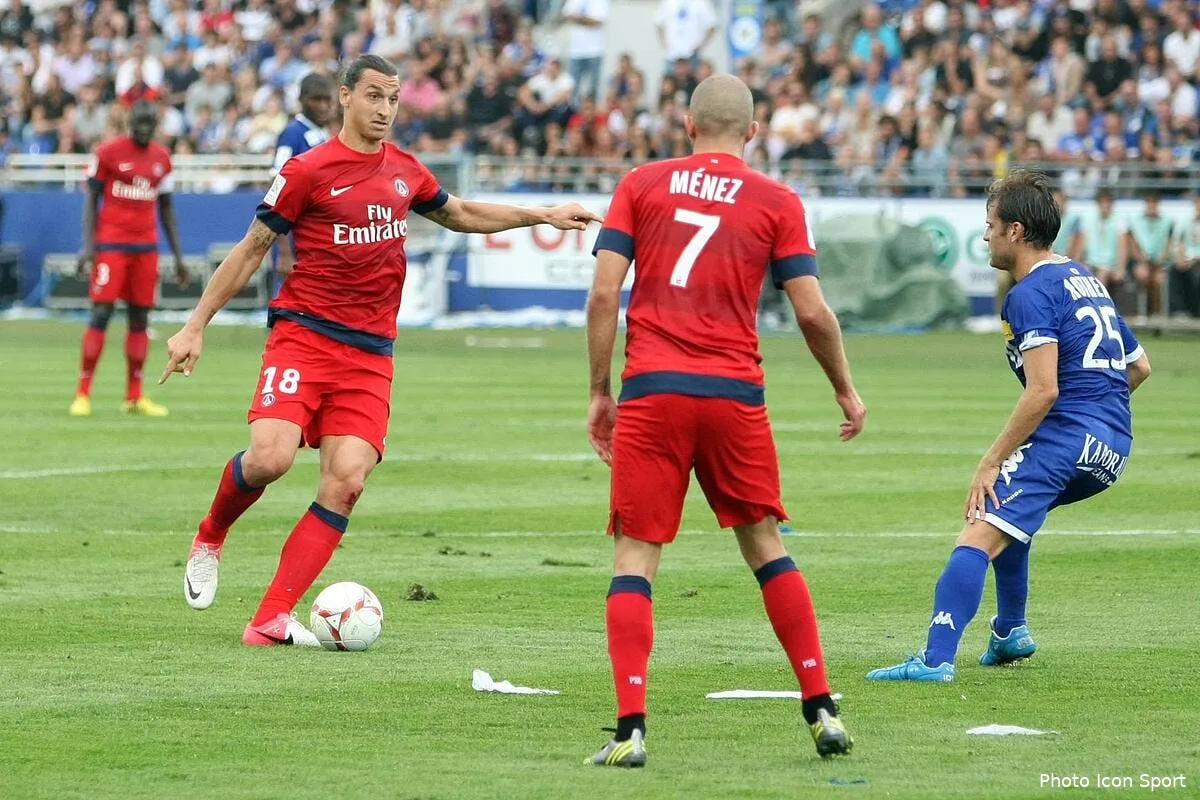 ibra est largement au dessus de ses partenaires au psg iconsport mae 220912 08 0440229
