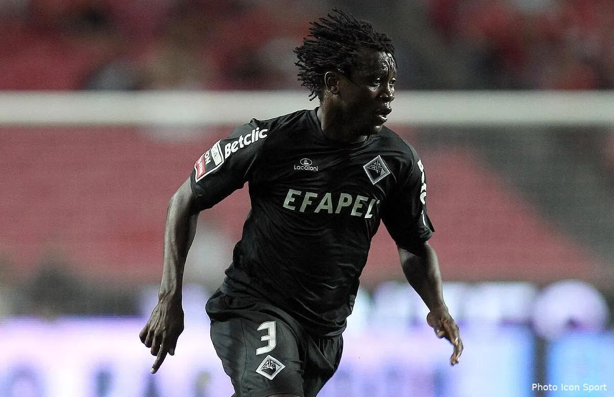 ibrahim sissoko est flatte d etre suivi par l om iconsport rod 170911 20 2127583