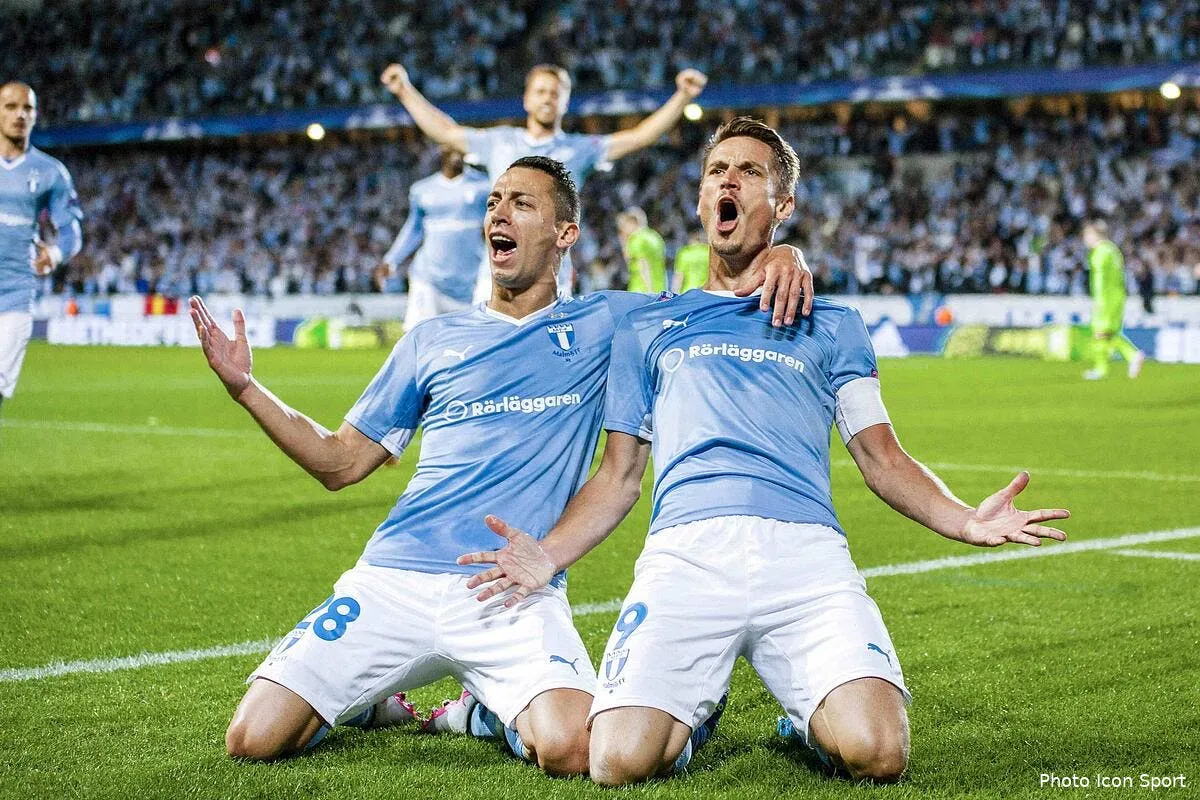 ibrahimovic fait un voeu avant le tirage iconsport bil 250815 05 07119243