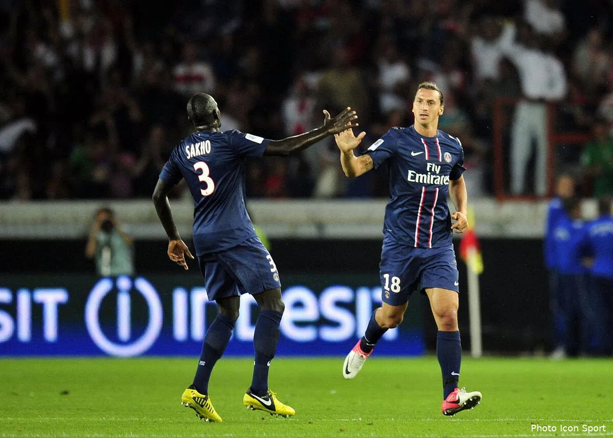 ibrahimovic ne rigole pas toujours dans le vestiaire du psg iconsport noe 110812 64 12844217