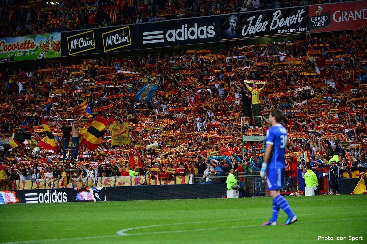 il n y a pas photo entre le public de lens et du psg pour kombouare iconsport win 300813 08 1465571