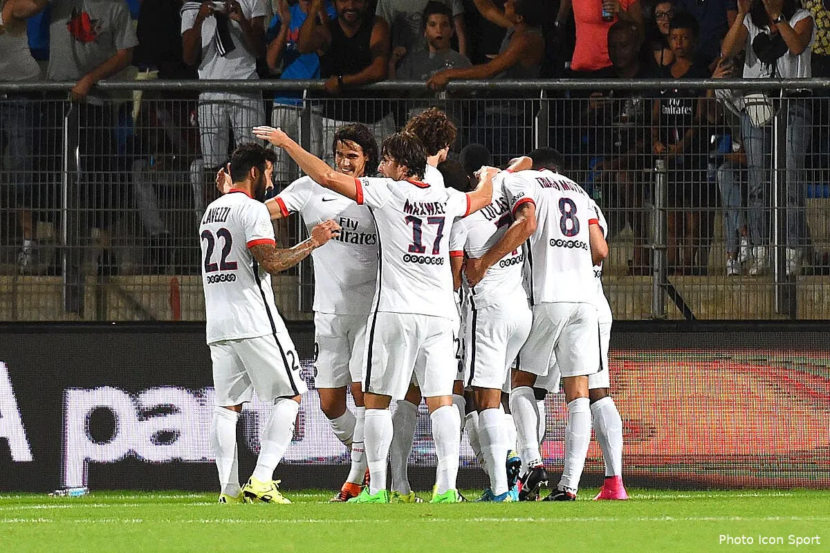 il refuse l habit de superman au psg iconsport dim 210815 05 11118863