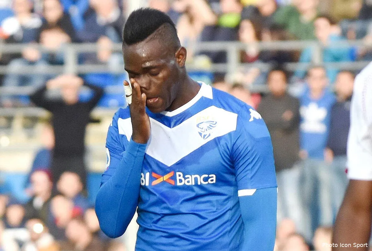 ita balotelli entre en 2020 en fracassant sa voiture icon italy photo press 920171274247