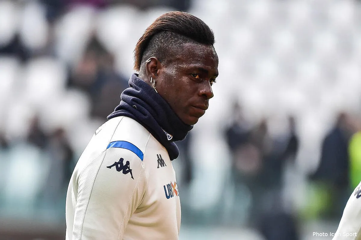 ita balotelli live avec une star du x brescia stoppe la fete icon lp 11062606283213