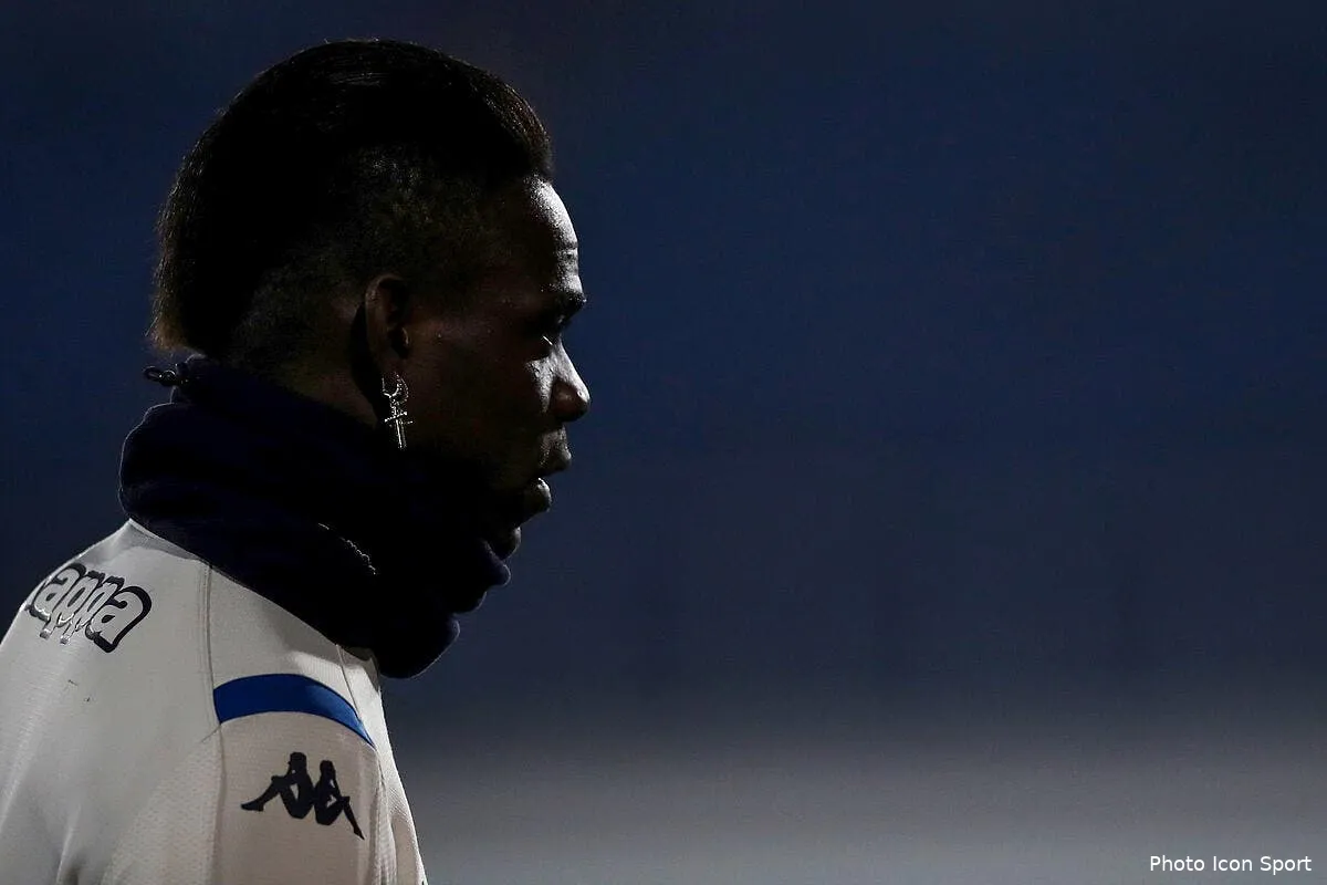 ita balotelli seche encore l entrainement ciao brescia icon spi 056 jm brescia napoli285967